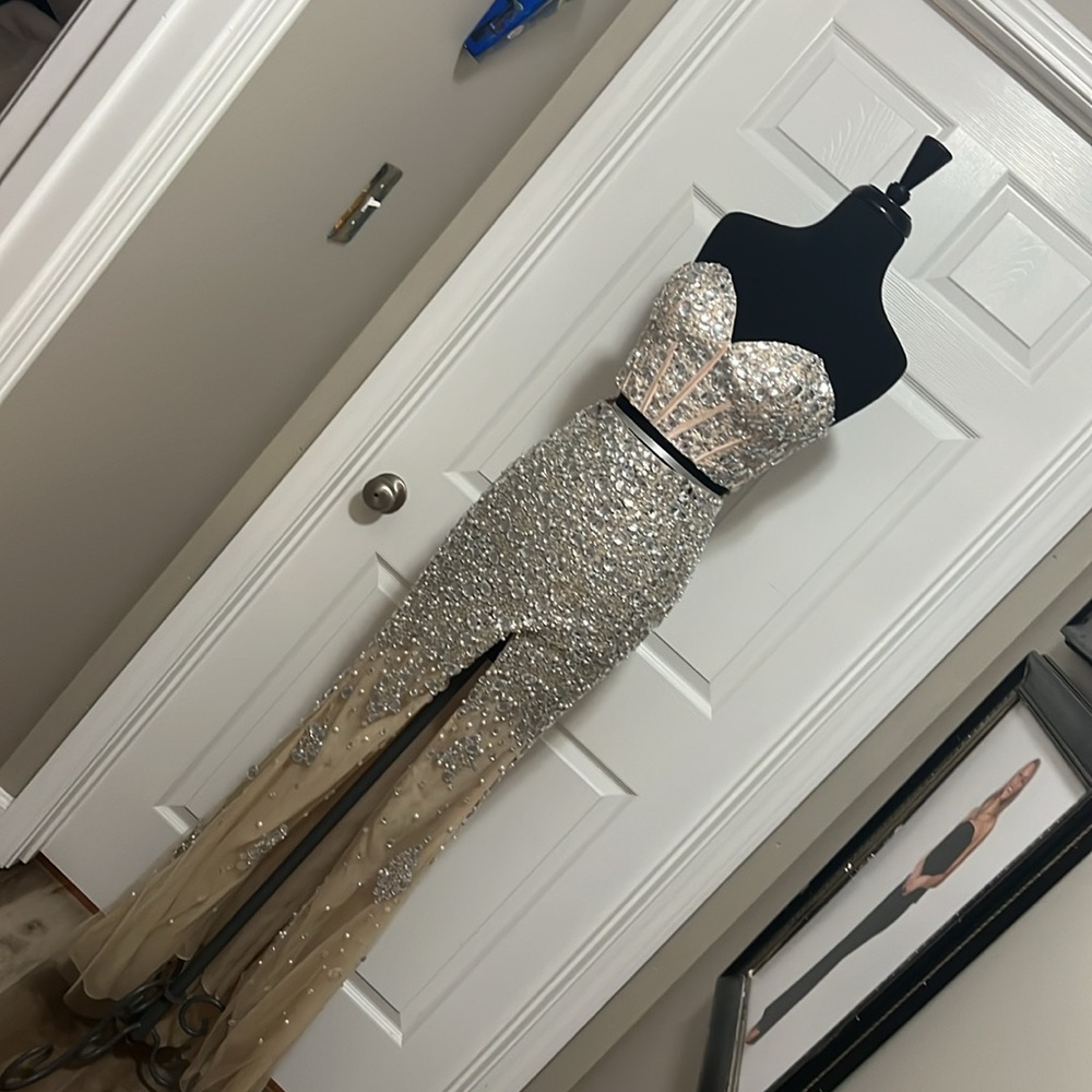 JOVANI 2 pc. Size 2 Crystal Beads strapless-bustier, long skirt with slit. - Picture 2 of 5